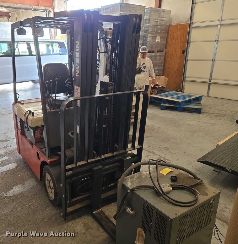 MONTACARGAS ELéCTRICO NISSAN TN01L18HV