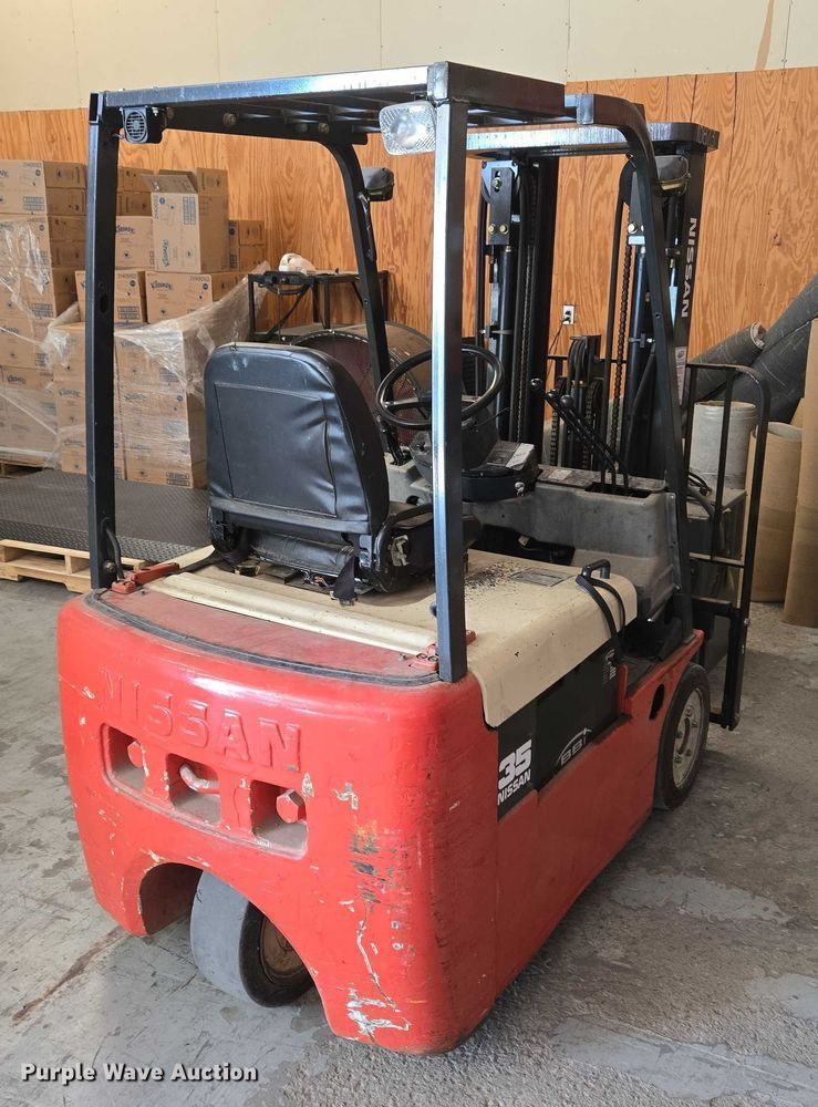 MONTACARGAS ELéCTRICO NISSAN TN01L18HV