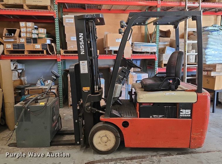 image for item EU3915 Nissan TN01L18HV forklift