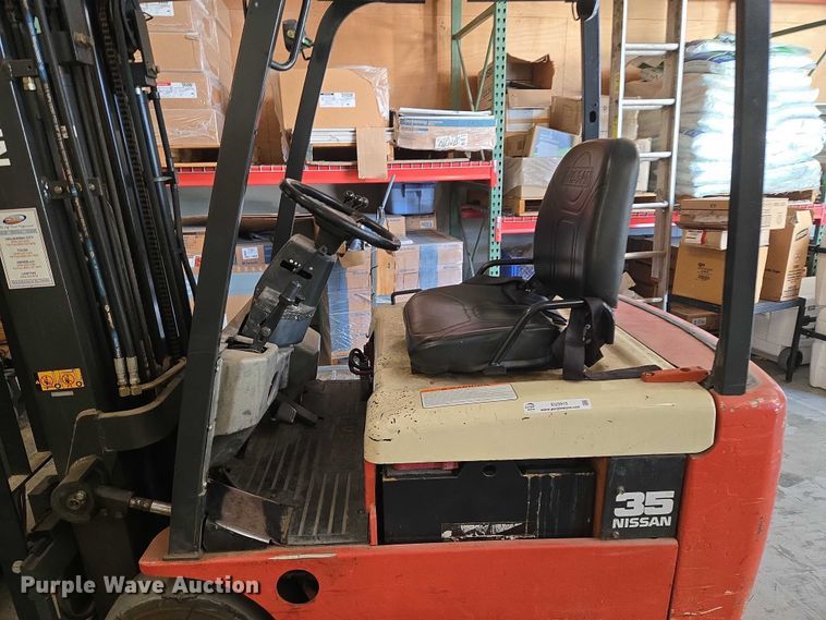 image for item EU3915 Nissan TN01L18HV forklift