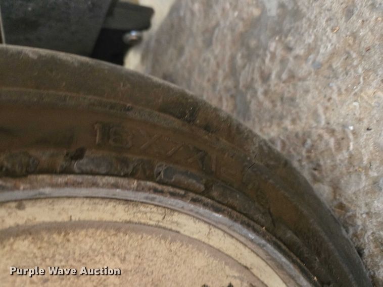 image for item EU3915 Nissan TN01L18HV forklift