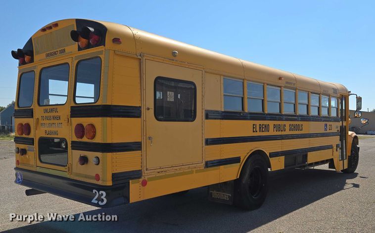image for item EU3916 1999 International 3800 school bus