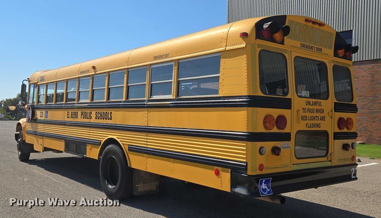 image for item EU3916 1999 International 3800 school bus