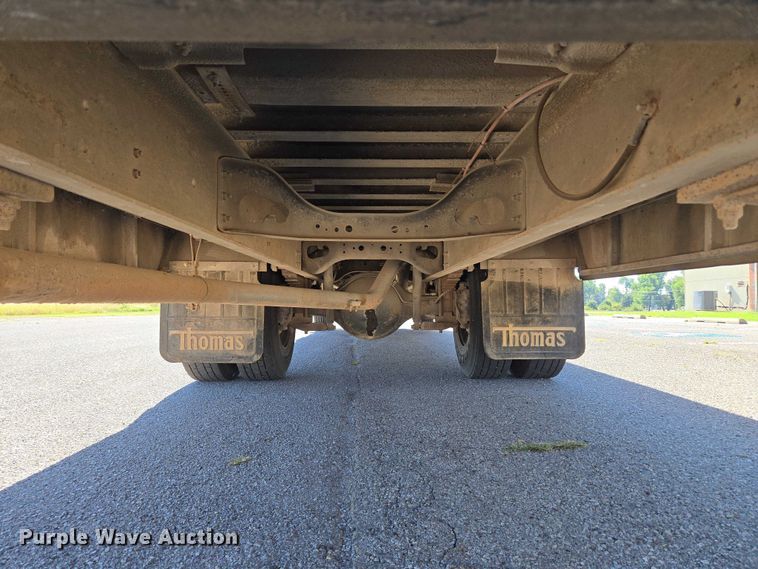 image for item EU3916 1999 International 3800 school bus