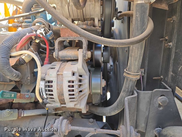 image for item EU3916 1999 International 3800 school bus