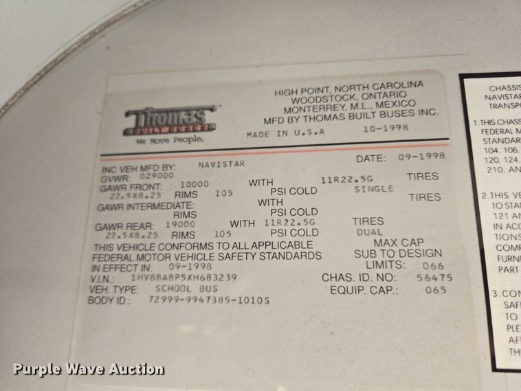 image for item EU3916 1999 International 3800 school bus