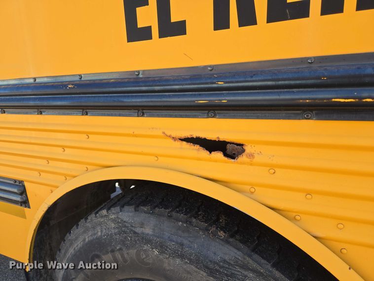 image for item EU3917 1999 International 3800 school bus