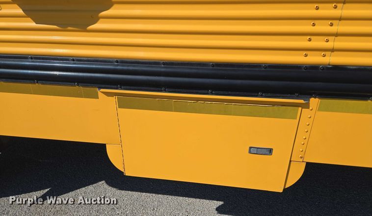 image for item EU3918 1999 International 3800 school bus