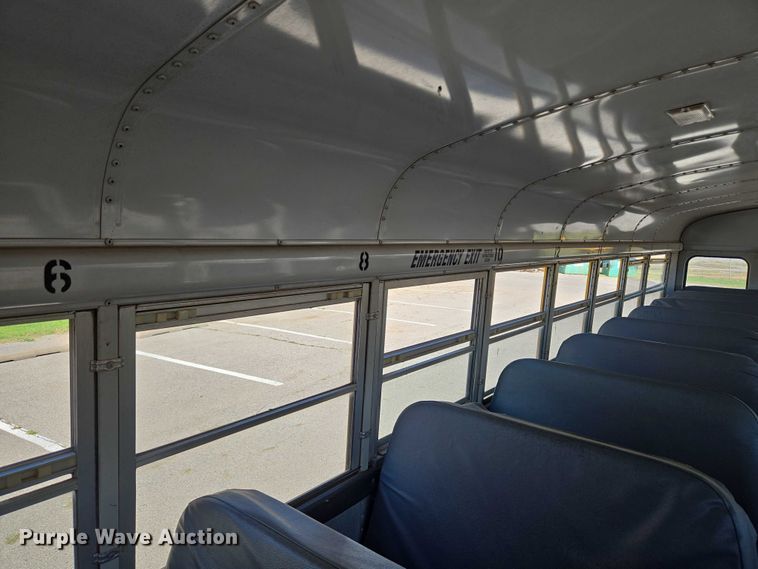 image for item EU3918 1999 International 3800 school bus