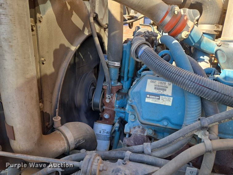 image for item EU3918 1999 International 3800 school bus