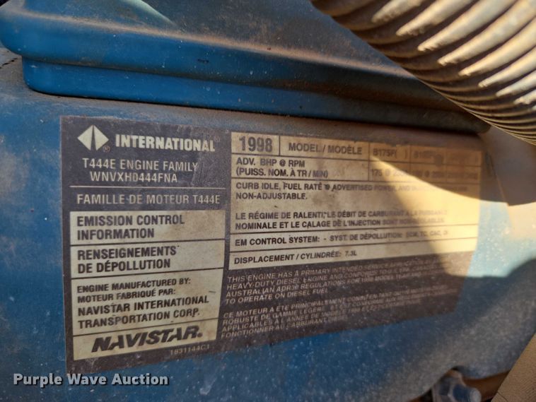 image for item EU3918 1999 International 3800 school bus