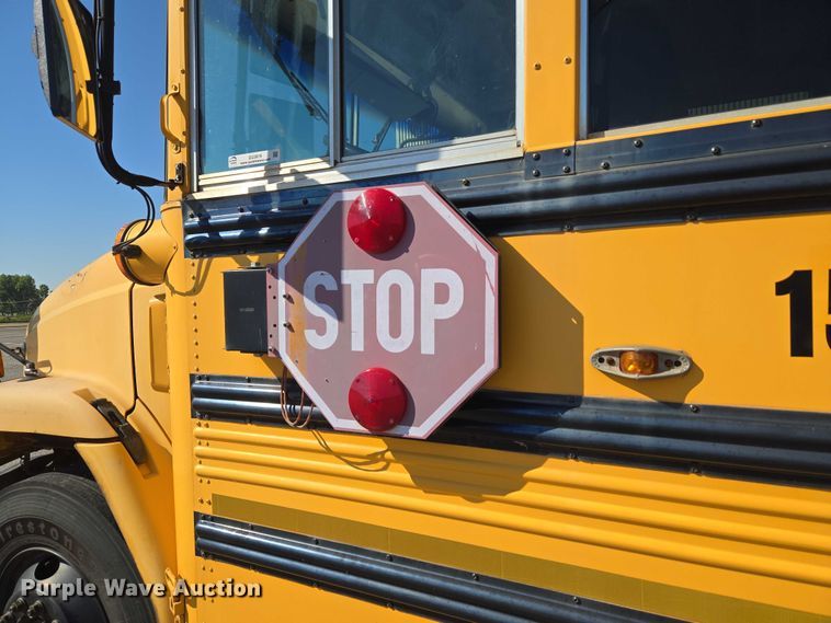 image for item EU3919 2004 Freightliner FS65  school bus