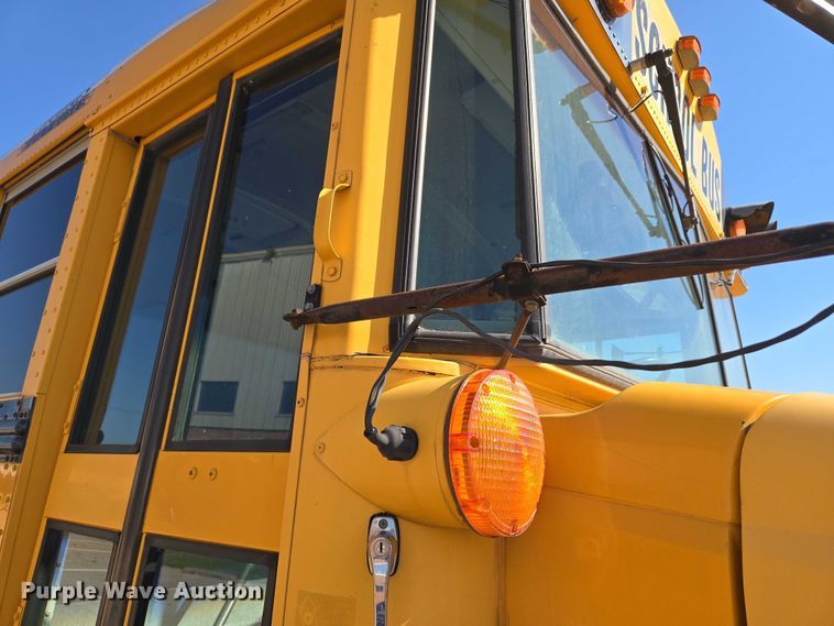 image for item EU3919 2004 Freightliner FS65  school bus