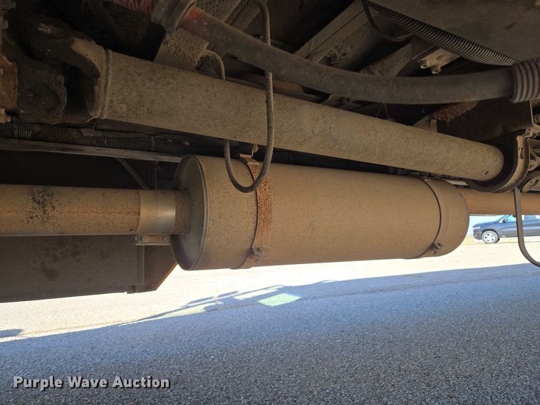 image for item EU3919 2004 Freightliner FS65  school bus