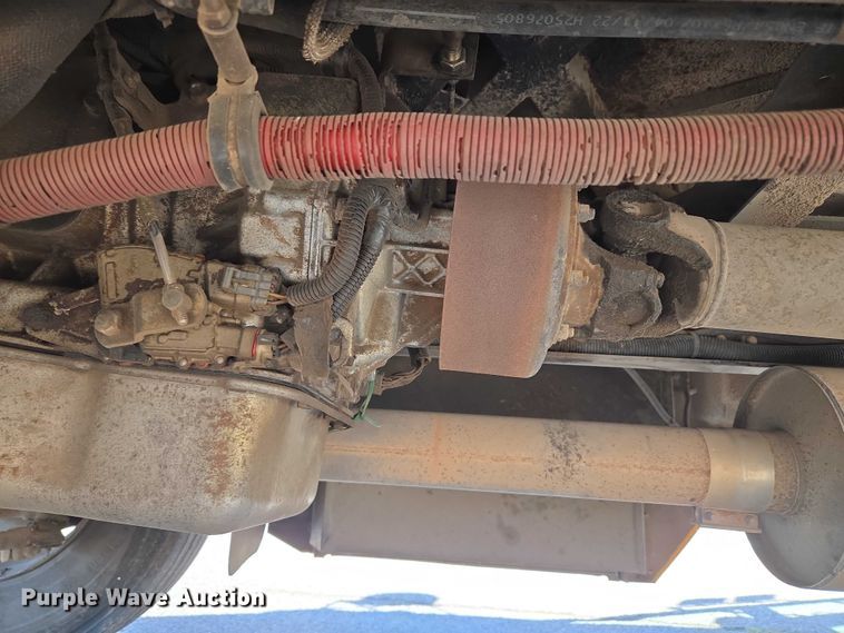 image for item EU3919 2004 Freightliner FS65  school bus