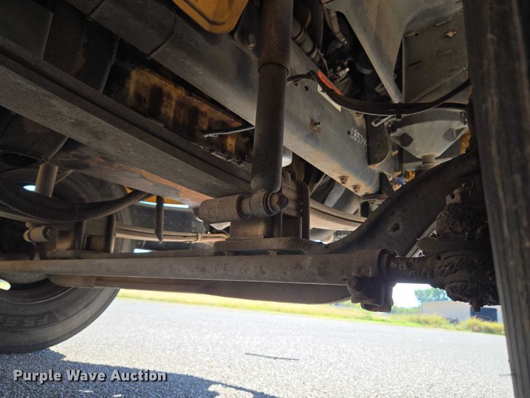 image for item EU3919 2004 Freightliner FS65  school bus