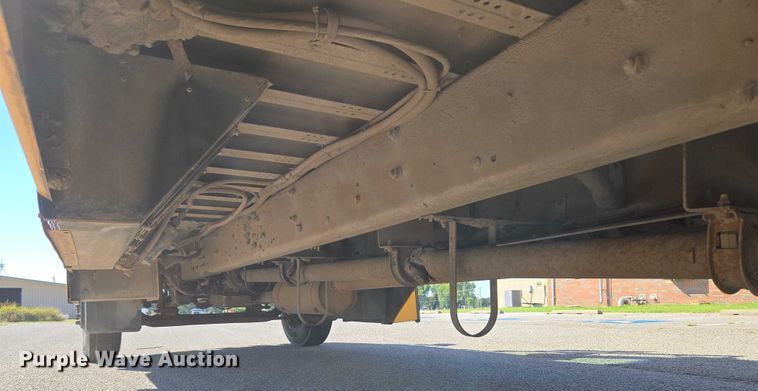 image for item EU3919 2004 Freightliner FS65  school bus