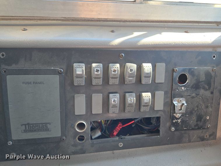 image for item EU3919 2004 Freightliner FS65  school bus