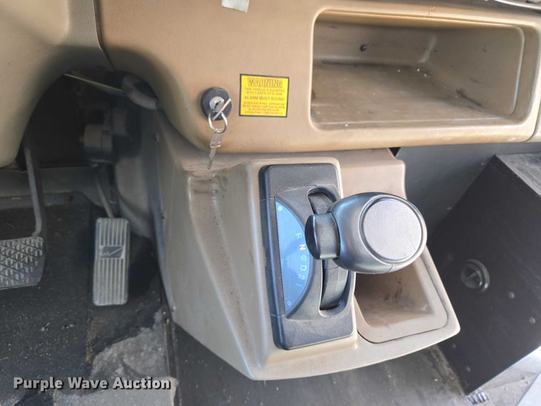 image for item EU3919 2004 Freightliner FS65  school bus