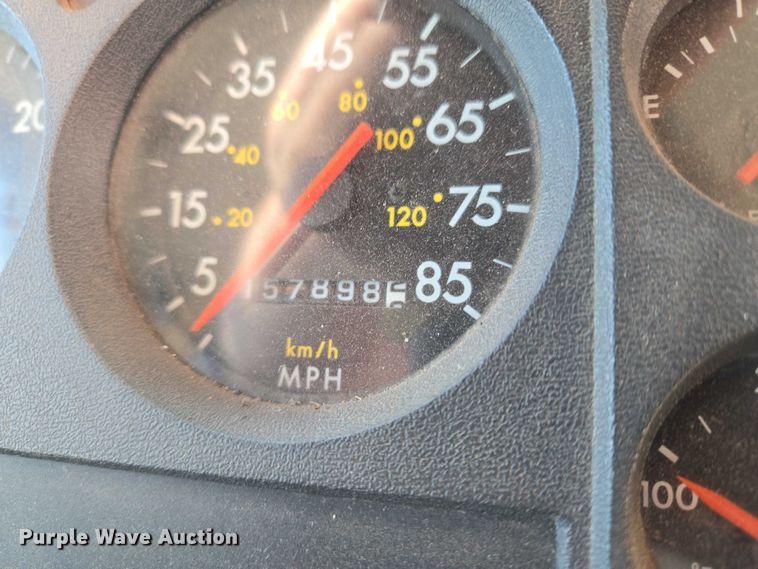 image for item EU3919 2004 Freightliner FS65  school bus