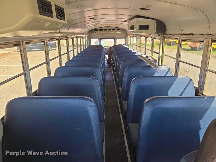 image for item EU3919 2004 Freightliner FS65  school bus