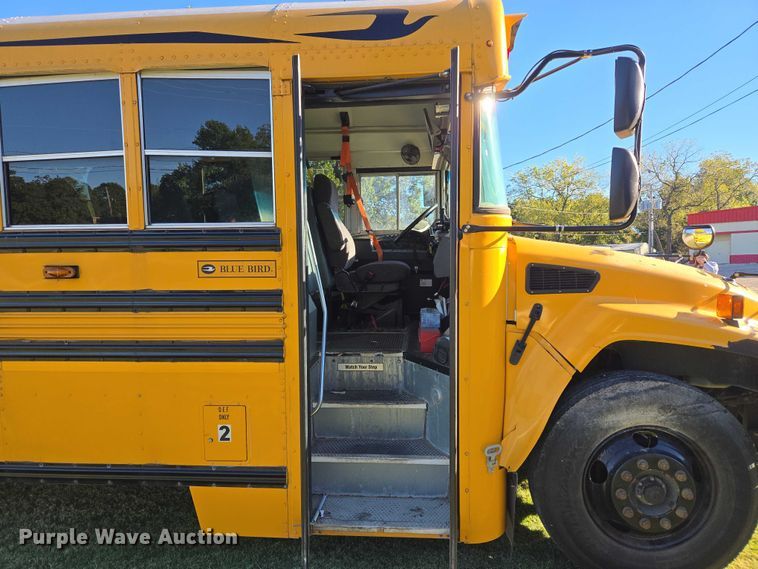 image for item EU3927 2016 Blue Bird Vision school bus
