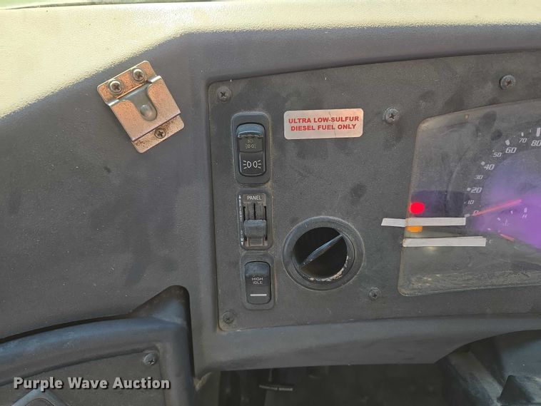 image for item EU3927 2016 Blue Bird Vision school bus