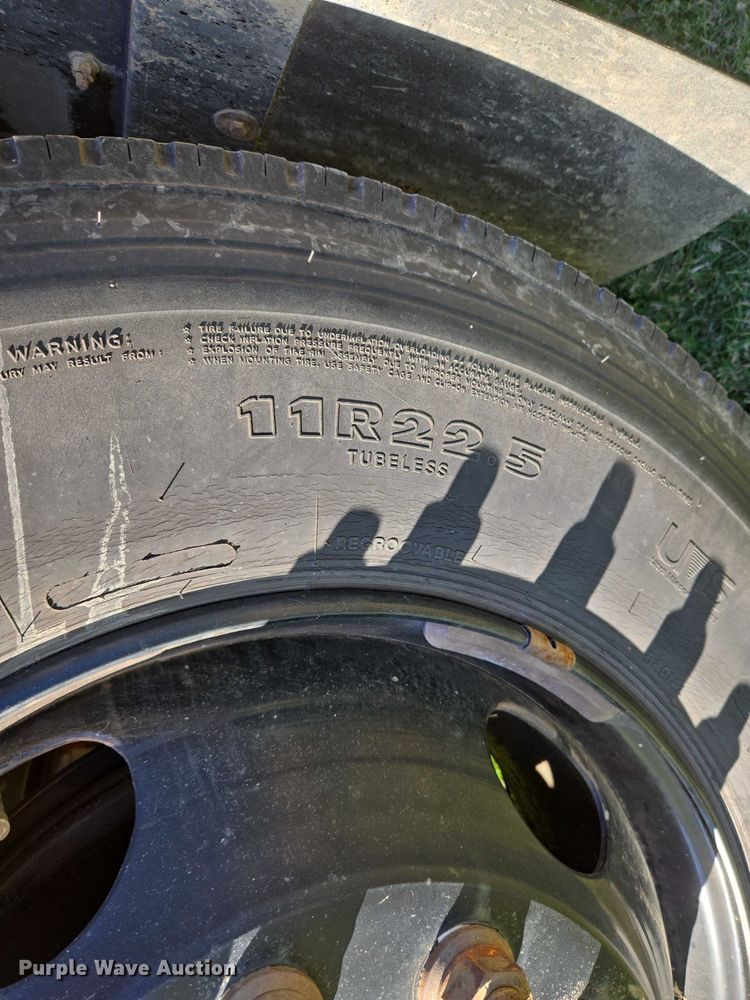 image for item EU3927 2016 Blue Bird Vision school bus