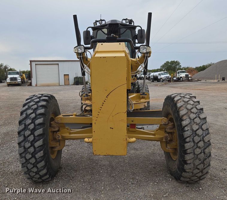 MOTOCONFORMADORA CATERPILLAR 12M3 2015