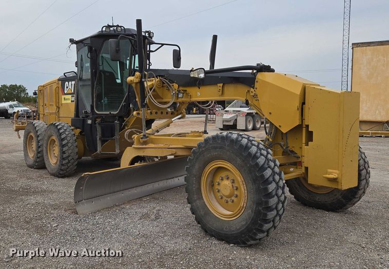 MOTOCONFORMADORA CATERPILLAR 12M3 2015