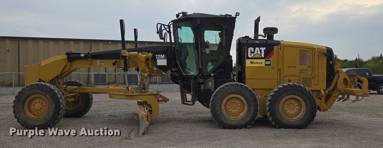 image for item EU3941 2015 Caterpillar 12M3 motor grader