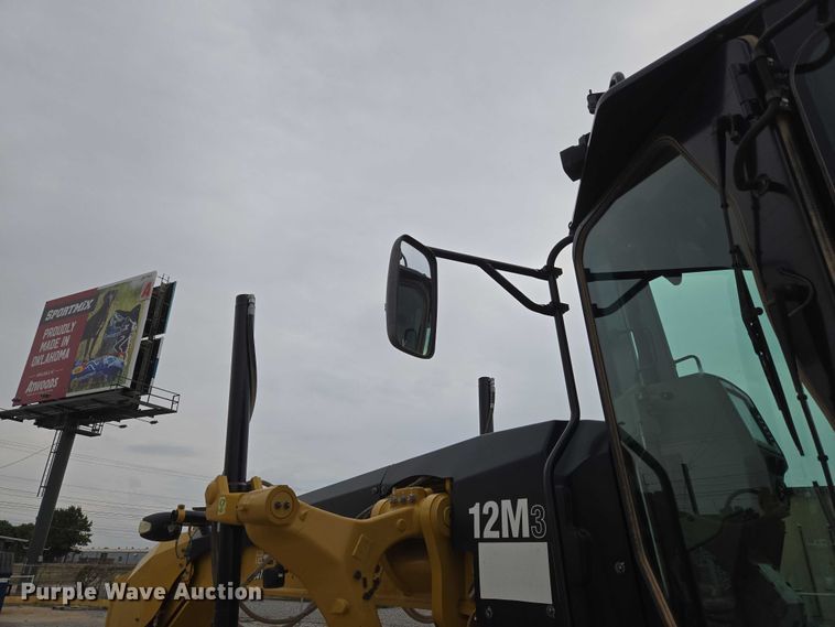 image for item EU3941 2015 Caterpillar 12M3 motor grader