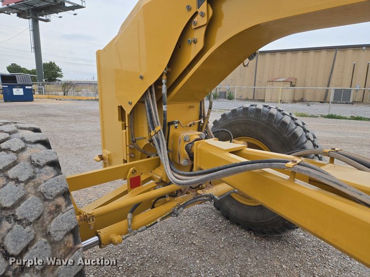 image for item EU3941 2015 Caterpillar 12M3 motor grader