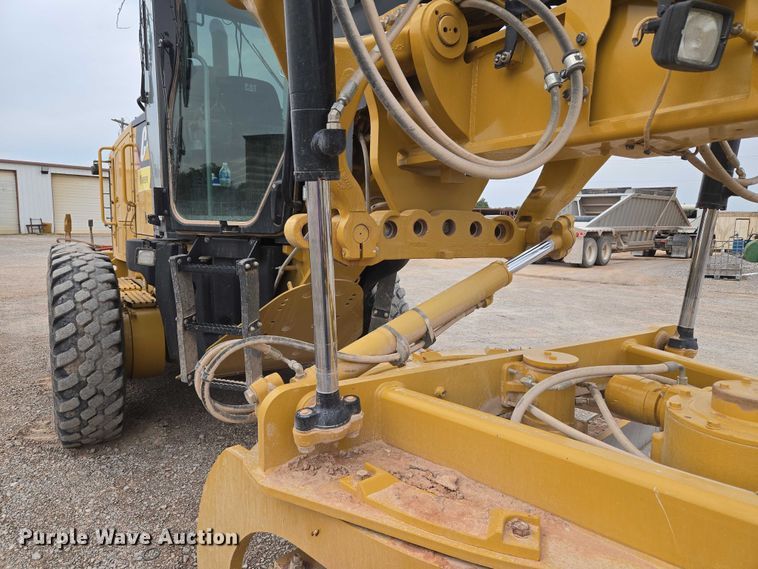 image for item EU3941 2015 Caterpillar 12M3 motor grader