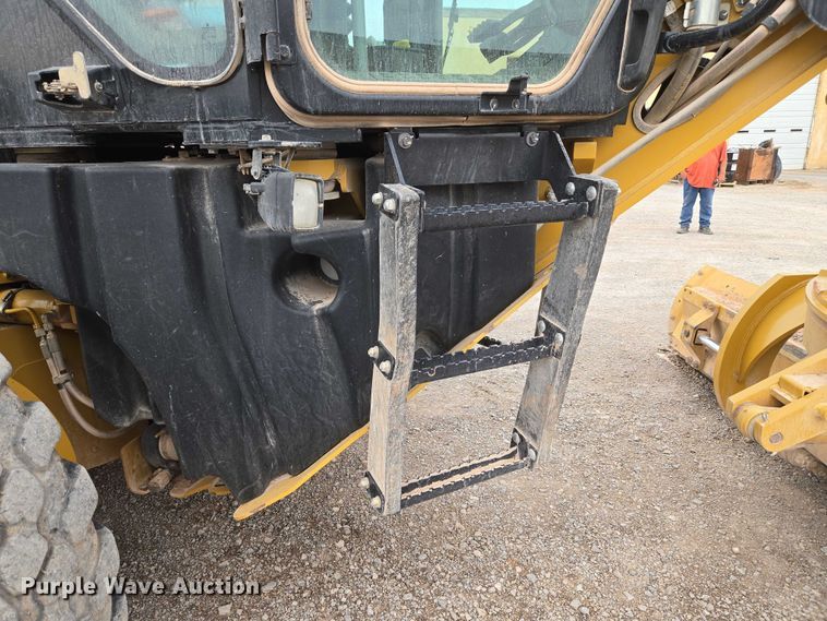 image for item EU3941 2015 Caterpillar 12M3 motor grader