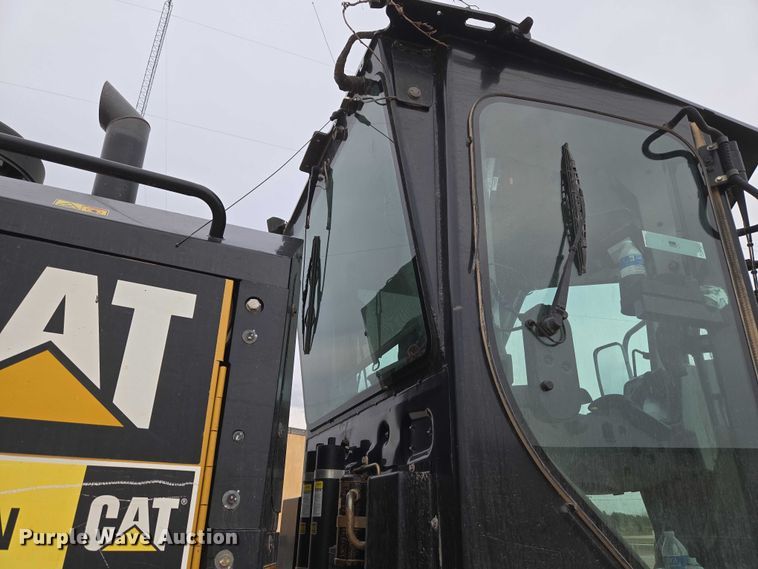 image for item EU3941 2015 Caterpillar 12M3 motor grader