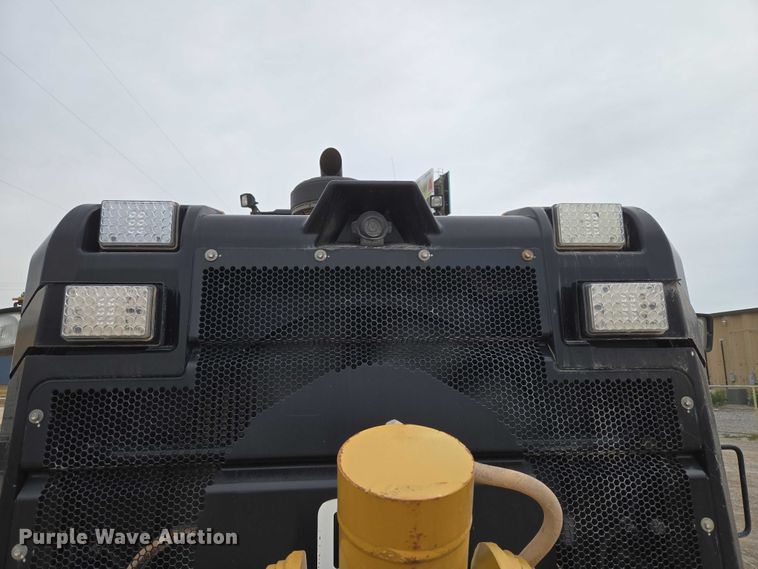 image for item EU3941 2015 Caterpillar 12M3 motor grader