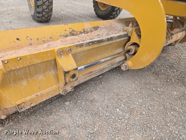 image for item EU3941 2015 Caterpillar 12M3 motor grader