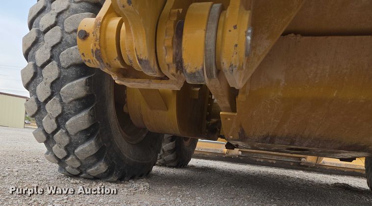 image for item EU3941 2015 Caterpillar 12M3 motor grader