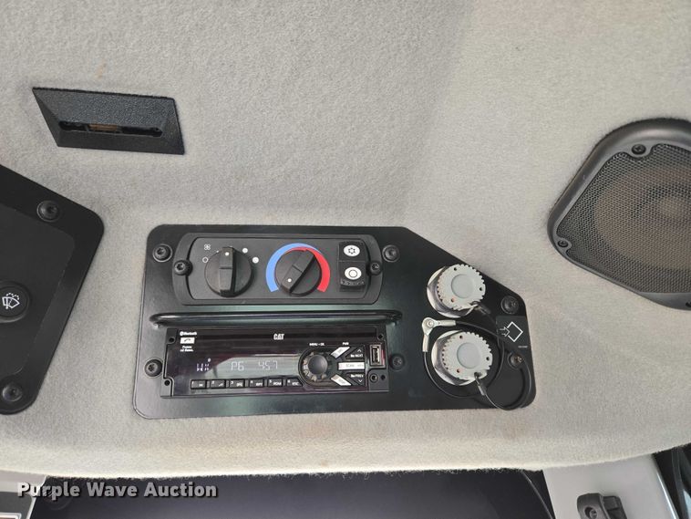 image for item EU3941 2015 Caterpillar 12M3 motor grader