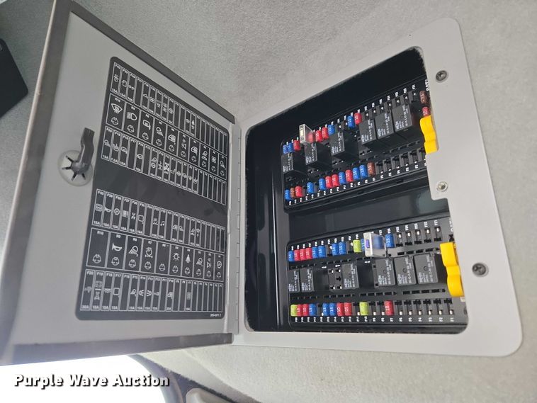 image for item EU3941 2015 Caterpillar 12M3 motor grader