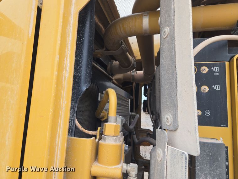 image for item EU3941 2015 Caterpillar 12M3 motor grader