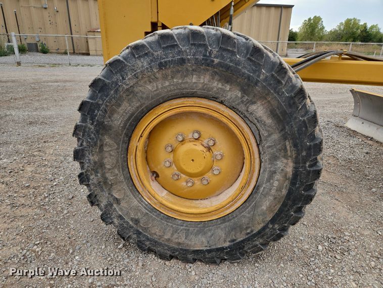image for item EU3941 2015 Caterpillar 12M3 motor grader