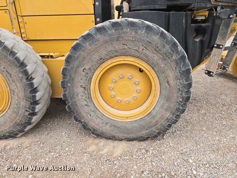 image for item EU3941 2015 Caterpillar 12M3 motor grader