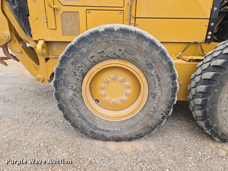 image for item EU3941 2015 Caterpillar 12M3 motor grader