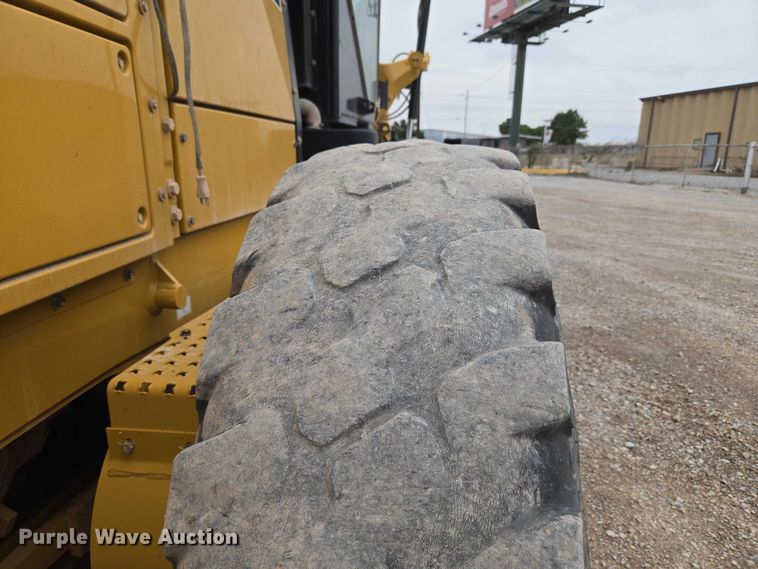 image for item EU3941 2015 Caterpillar 12M3 motor grader