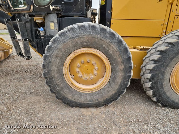 image for item EU3941 2015 Caterpillar 12M3 motor grader