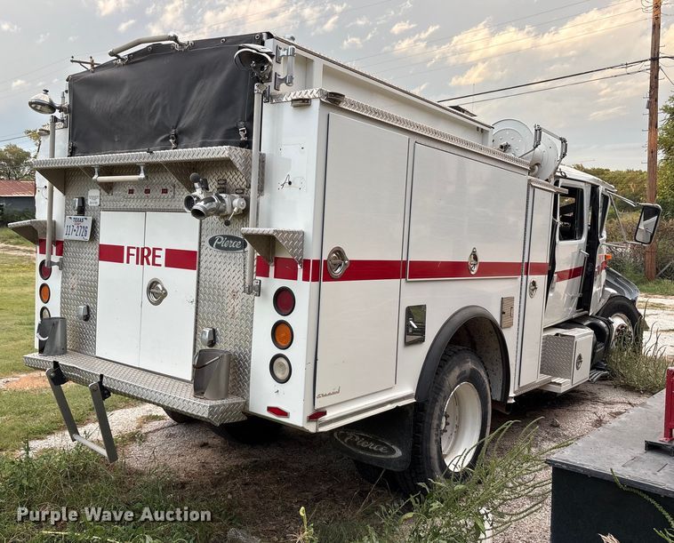 image for item EU4603 2002 International 4800 pumper fire truck