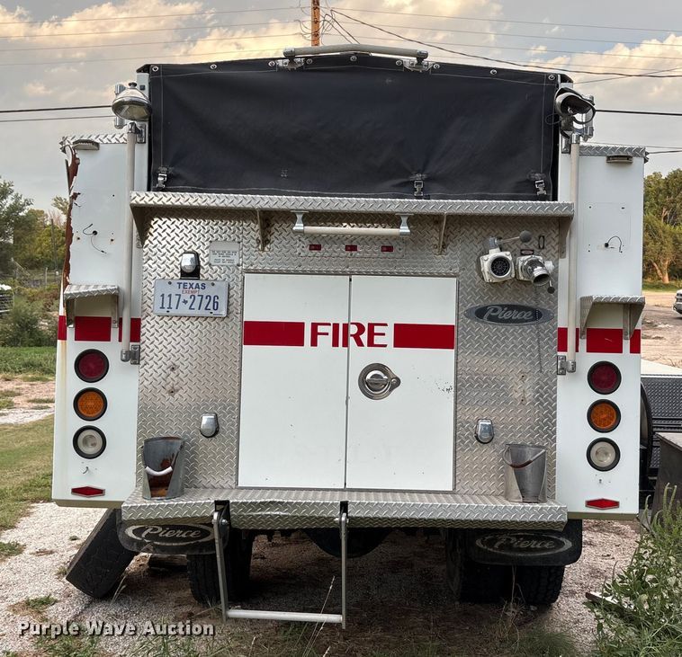 image for item EU4603 2002 International 4800 pumper fire truck