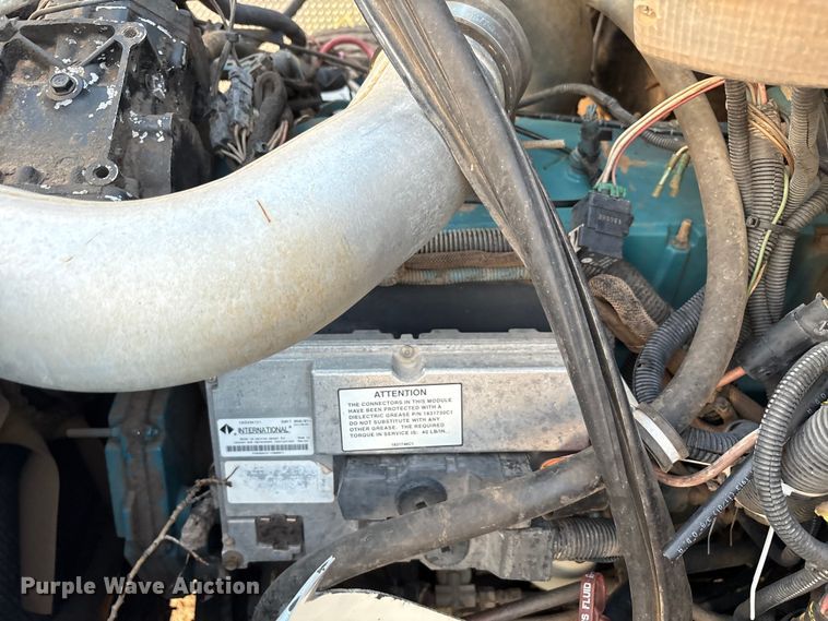 image for item EU4603 2002 International 4800 pumper fire truck